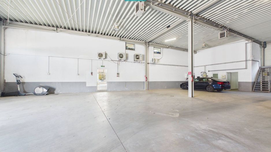 Birouri 102mp + Hală 290 mp în Micălaca - Poză 9