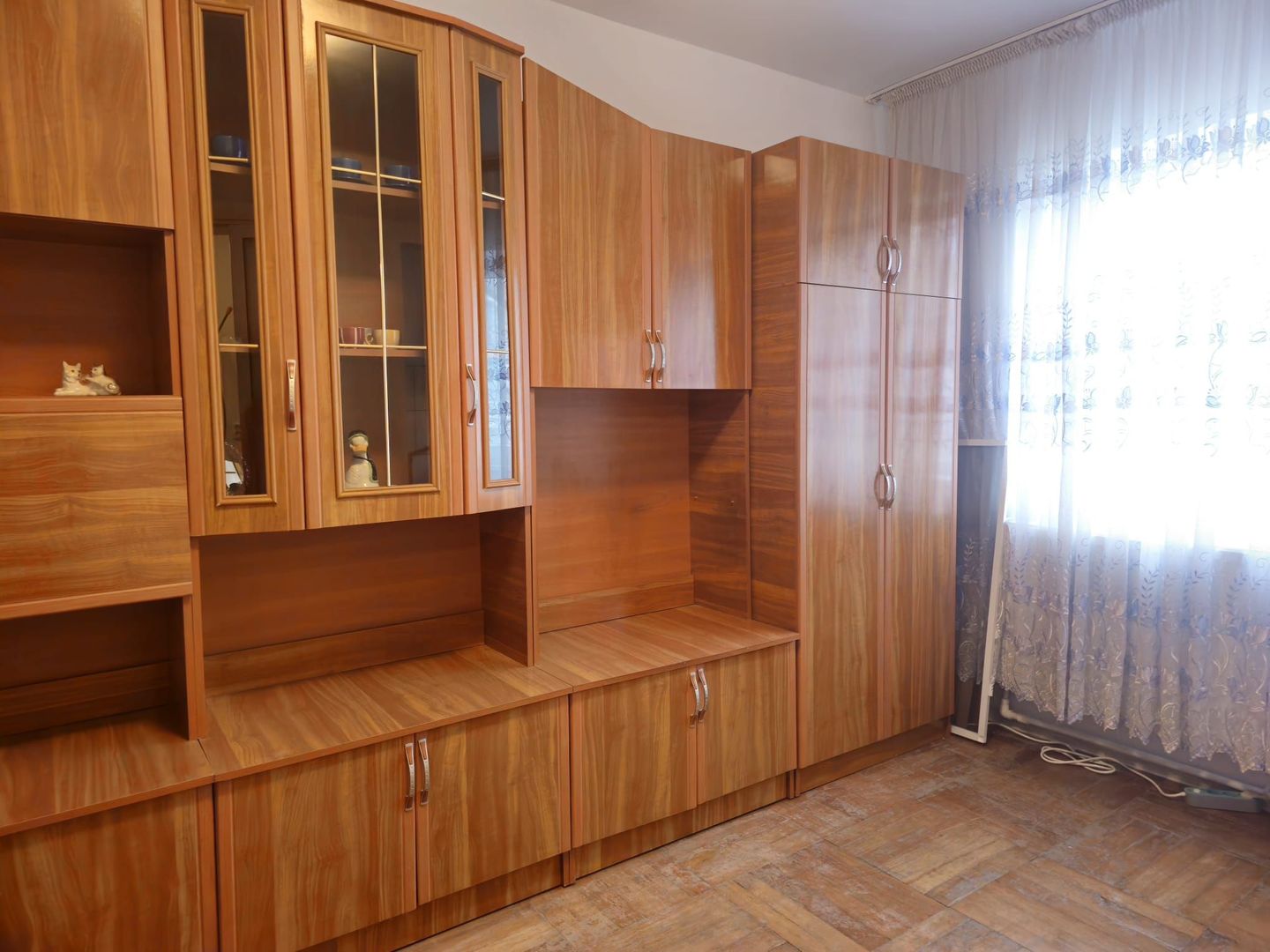 De inchiriat - garsoniera Micro 38, N-uri, 220 euro - Poză 1