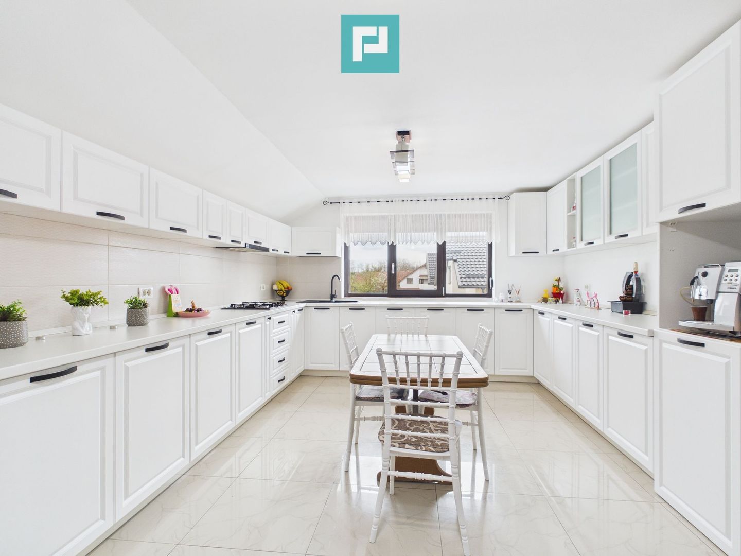 Casa plus spatiu comercial Dudestii Noi - Poză 22