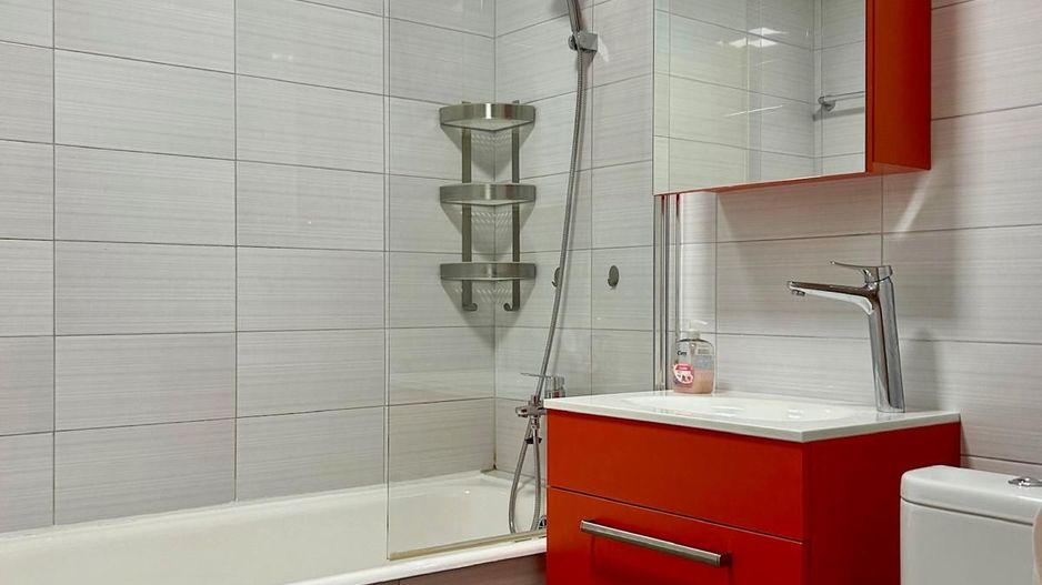 AP 2 CAMERE BANEASA, LOC PARCARE, MASINA SPALAT VASE, REABILITAT - Poză 9