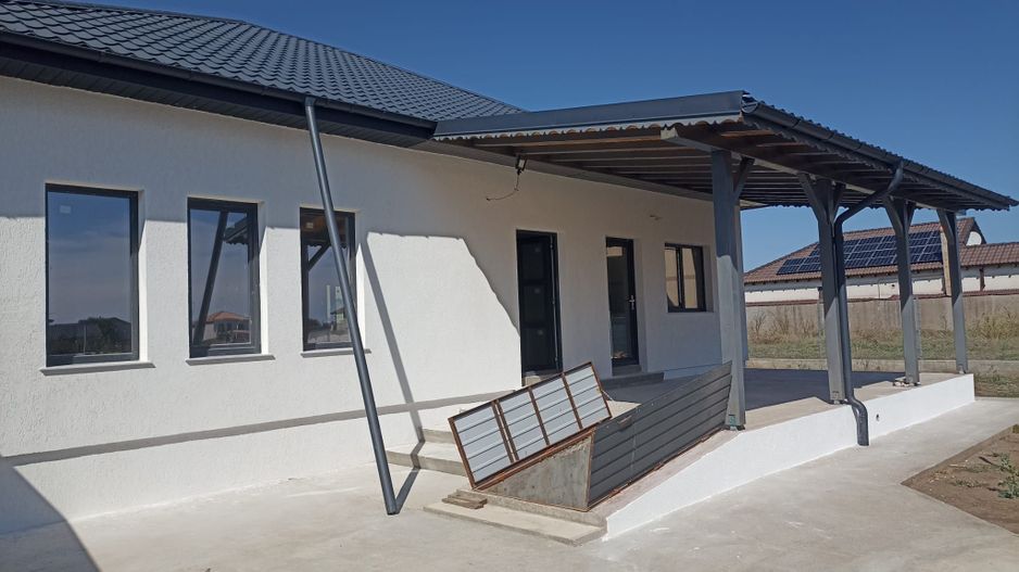 CASĂ NOUĂ – CUMPĂNA | 610 MP TEREN | UTILITĂȚI | STRADĂ ASFALTATĂ - Poză 1