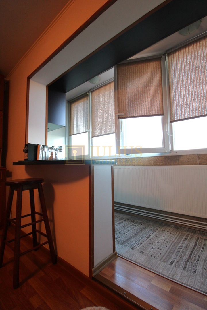 Apartament spatios, 3 camere, semidecomandat, Calea Buziasului - Poză 14