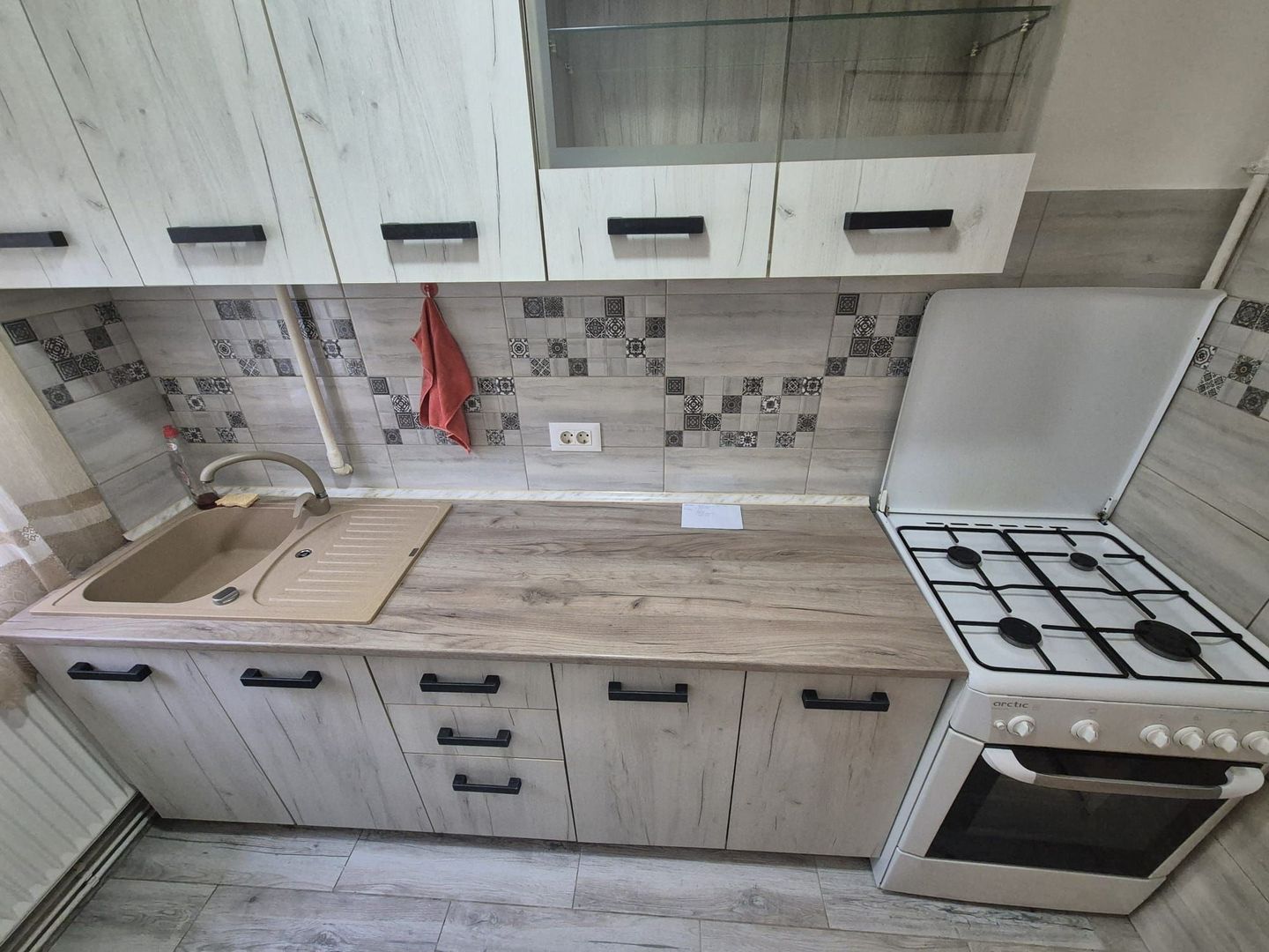 Zona Grivitei, apartament liber la vanzare - Poză 4