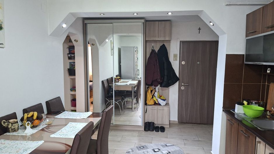 De vanzare Apartament 2 camere Pacii - Poză 1