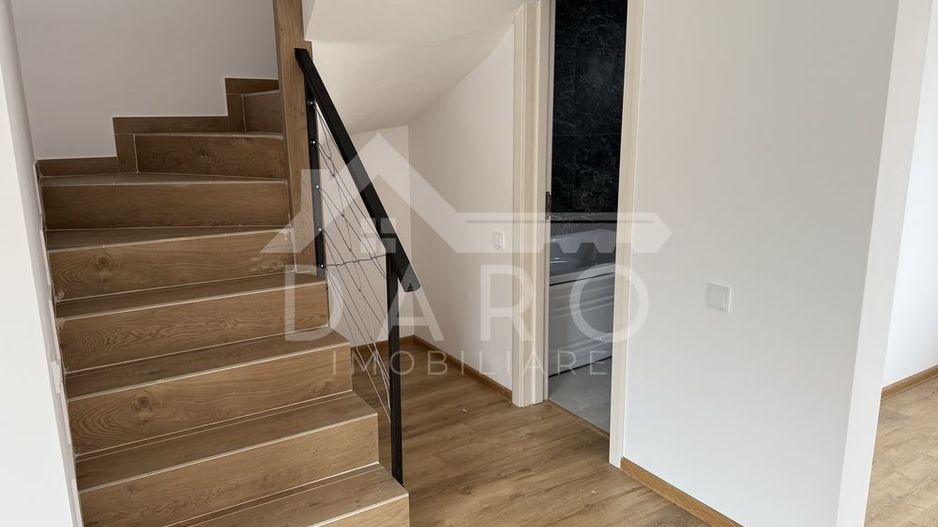 🏡 Case tip triplex de vânzare | 110 mp | Garaj | 126.000 € - Poză 3