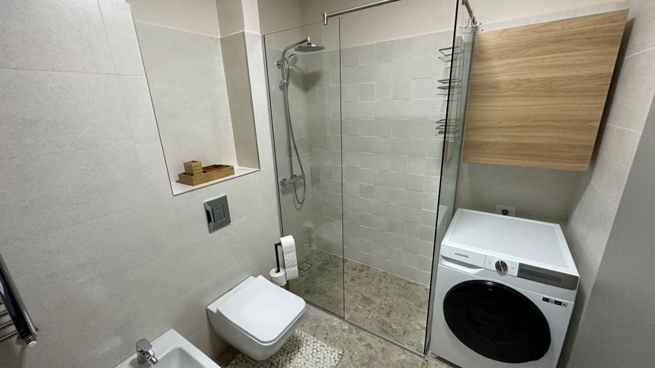 Luxury 4 rooms apartment  for Rent in Timisoara - Poză 12