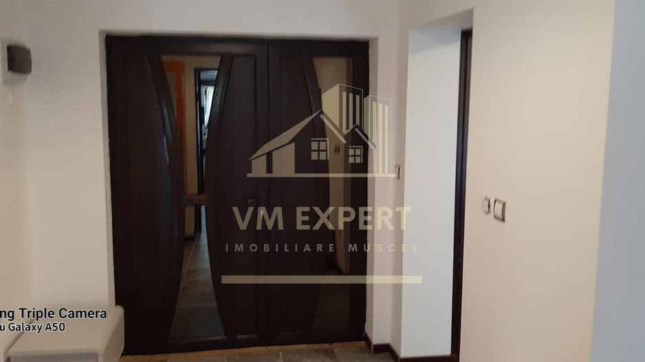 VILA 8 CAMERE, TEREN 1294 MP + 2712 MP PADURE, CAMPULUNG - Poză 12