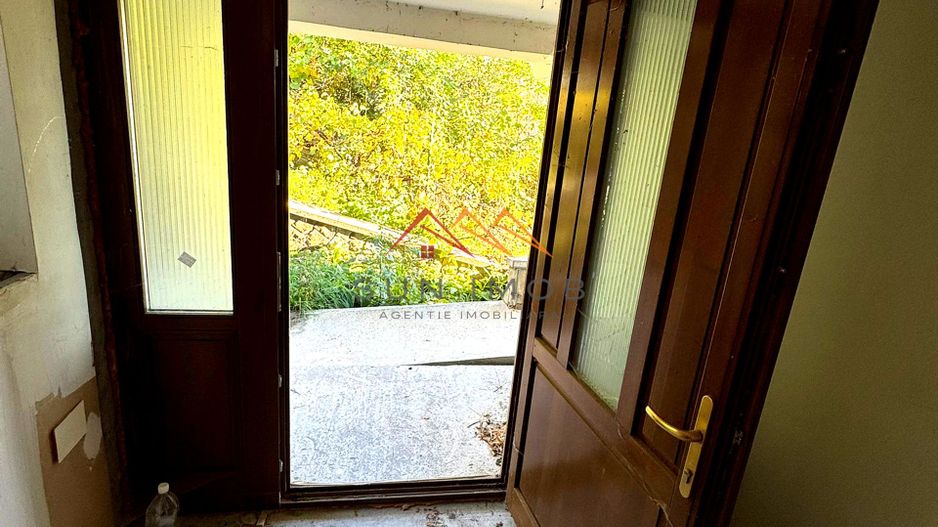 Vila S+P+E, priveliste deosebita, 6 camere, garaj, terasa, Cornu, PH - Poză 23