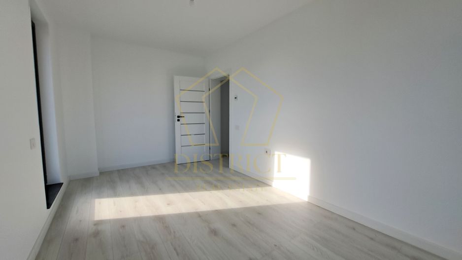 COM 0% Apartament cu 3 camere si terasa de 61 mp | Torontalului - Poză 8