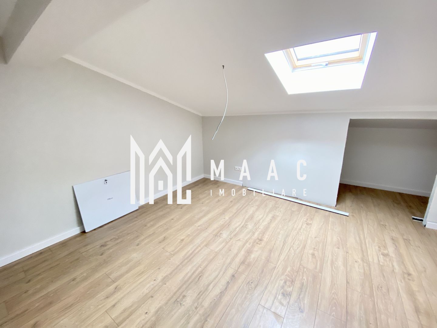 Penthouse pe 2 niveluri - FINISAT LA CHEIE I Comision 0% - Poză 22