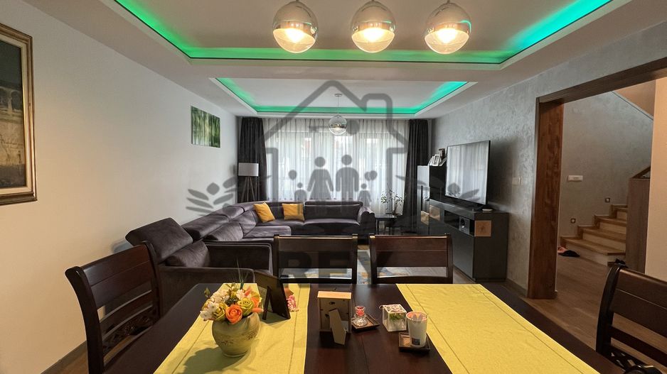 Casă de tip triplex la vânzare 6 camere /Șelimbăr /Secția 1 de Poliție - Poză 19