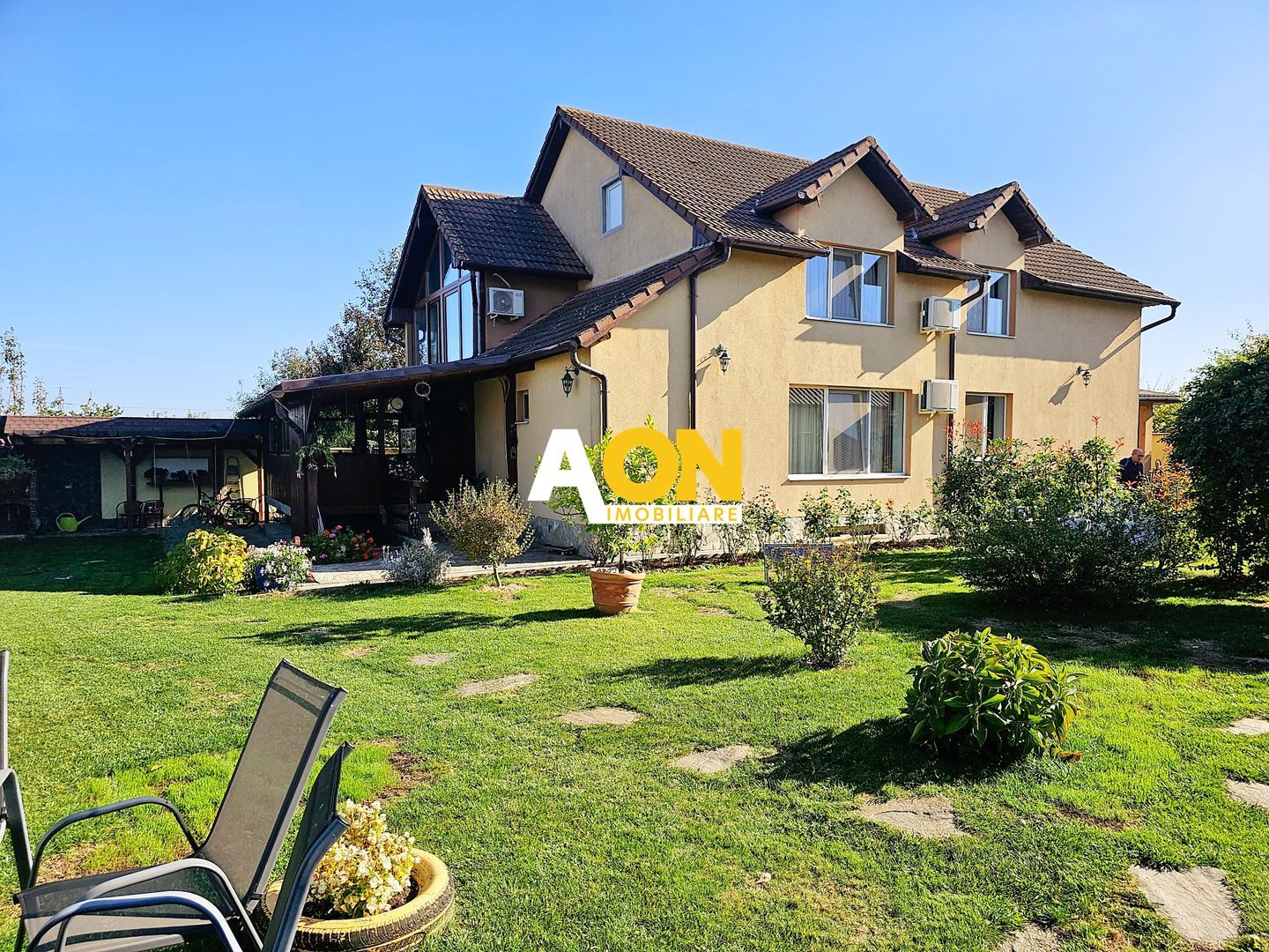 Casa S+P+M, ideală pentru cămin de bătrâni, pensiune sau afterschool - Poză 1