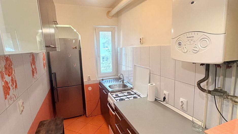 Apartament 2 camere, Vasile Aaron - Poză 3