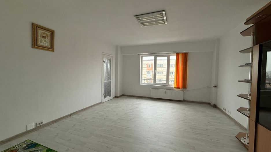 DE VANZARE | 3 CAMERE DECOMANDAT | CALEA CĂLĂRAȘILOR | METROU 5 MINUTE MUNCII - Poză 3