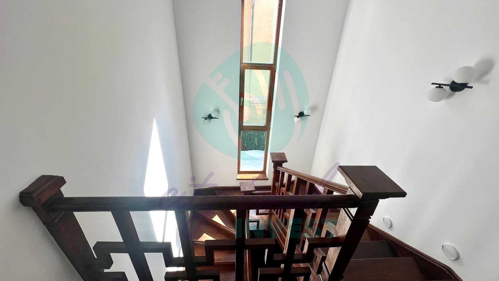 Vilă elegantă în Cotroceni | 320 mp | renovată integral | ideală sediu firmă - Poză 13