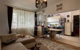Apartament cu 3 camere de vanzare in zona Decebal, Oradea - Poză 1