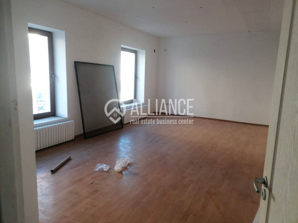 CENTRU (COD10( - Cladire comerciala de vanzare sau inchiriere - Poză 5