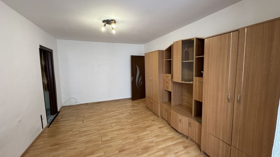Apartament cu 2 camere in Tractorul, Strada General Mociulschi - Poză 9