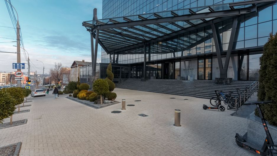 Spațiu Comercial. Business Centrul ROYAL TOWER - Poză 16