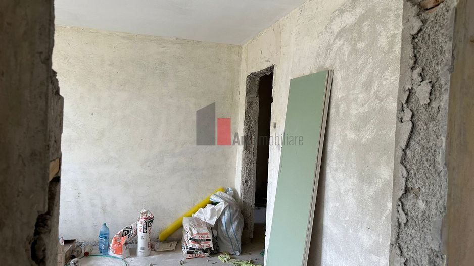 Apartament 3 camre Titan IOR de renovat - Poză 8