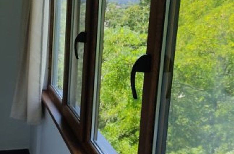 Apartament cu 2 camere decomandat -  Piata Centrala - Poză 8