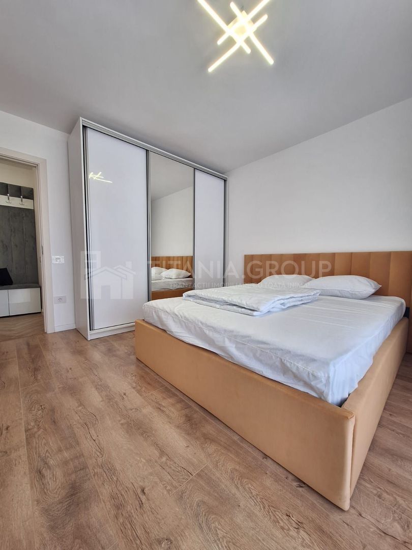 Apartament 3 camere,2 bai+parcare, lux Rasnov - Poză 9