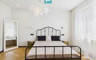 Apartament modern situat central în Oradea - Poză 3