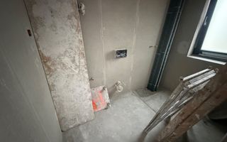 Finisaje la alegere. Asfalt. Pozitie excelenta - Poză 8