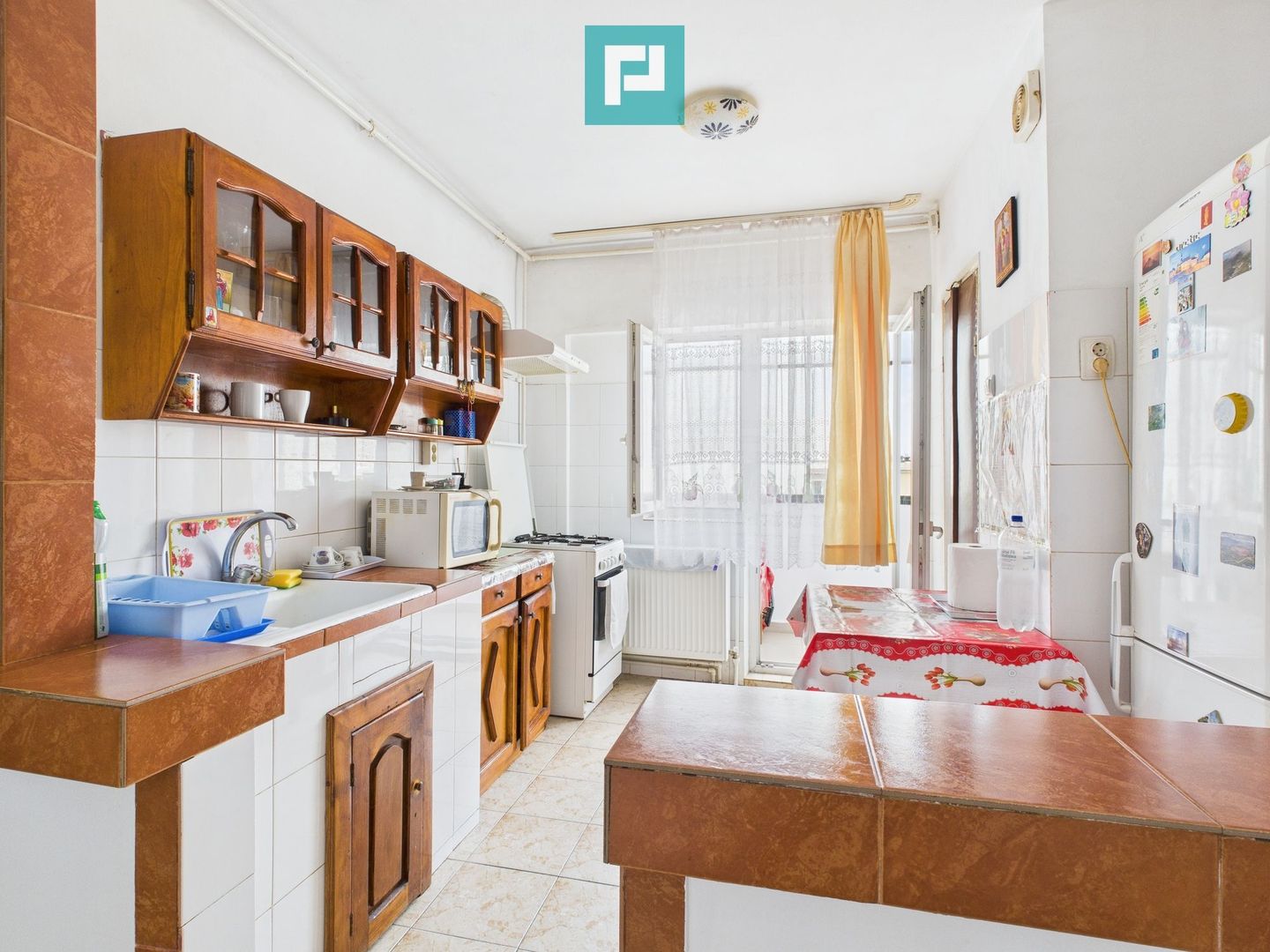 Apartament decomandat cu 2 camere în Aradul Nou - Poză 8