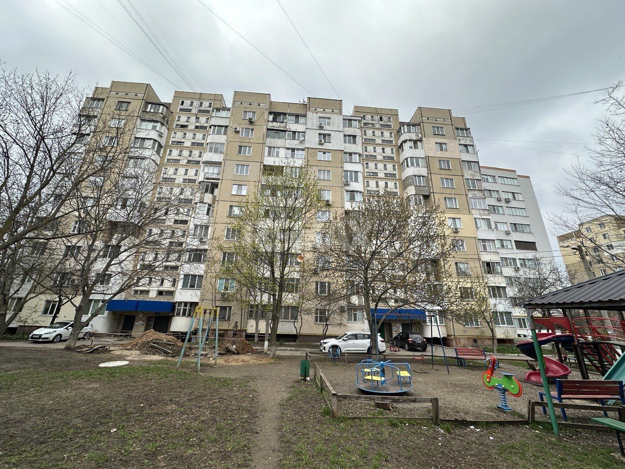 Vând apartament cu 3 camere Ciocana. - Poză 1
