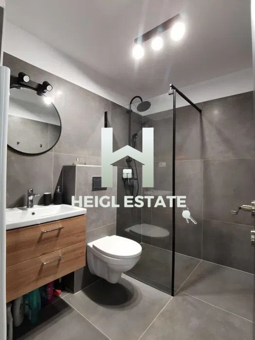 Apartament cu 3 camere in zona Soarelui - Poză 4