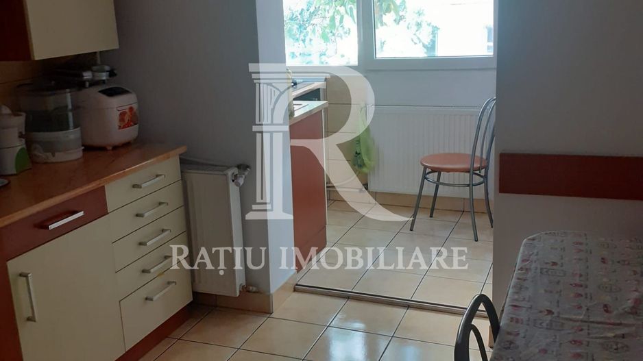 Apartament cu 3 camere | Calea Aradului | Oradea - Poză 7