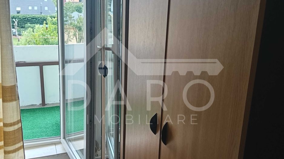 Dau în chirie apartament cu trei camere, - Poză 4