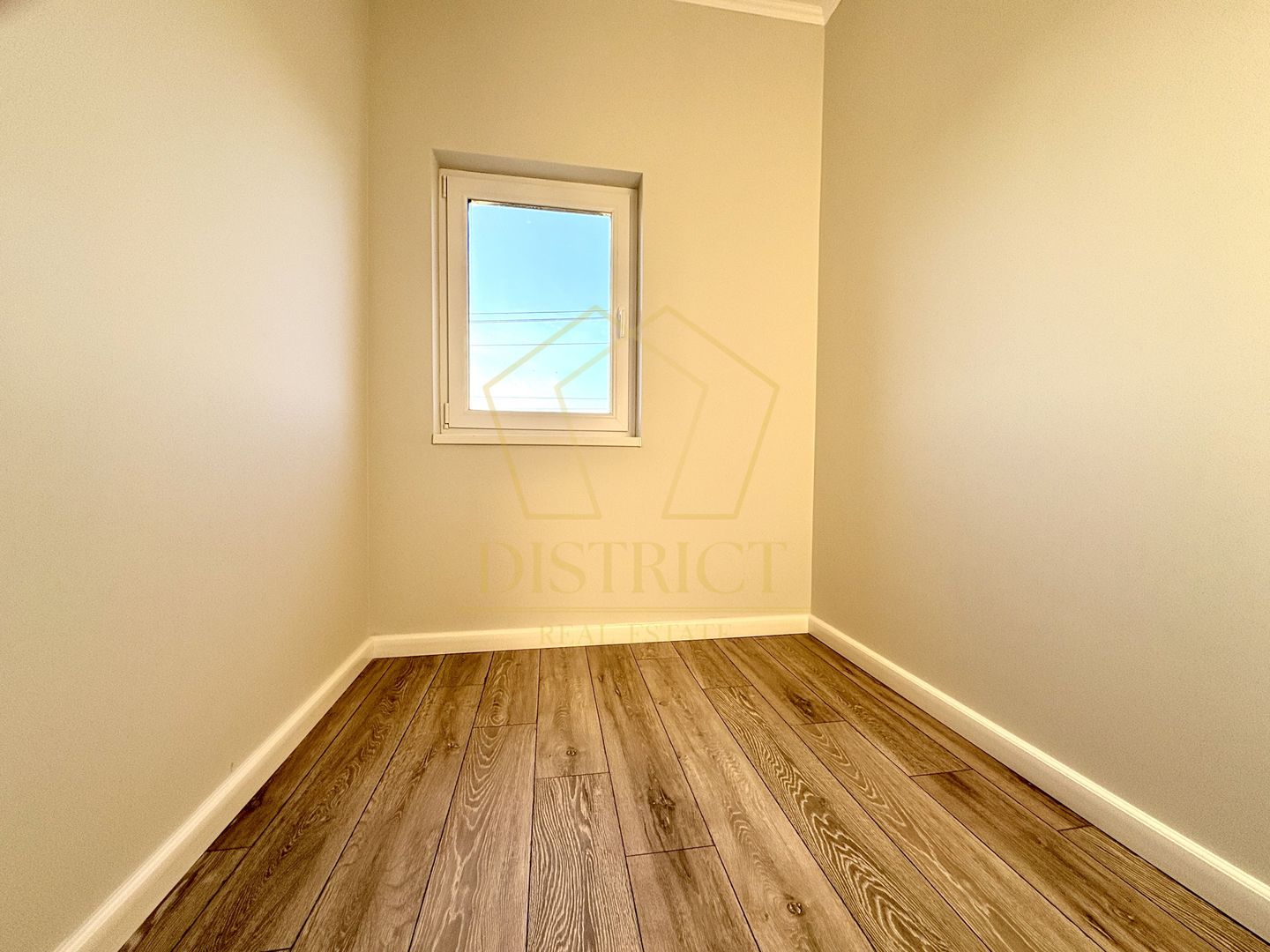 Duplex modern cu 4 camere si dressing | Remetea Mare | Restaurant Jack - Poză 8