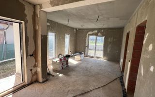 Casa 3 camere, 90 mp, zona Campenesti - Poză 6