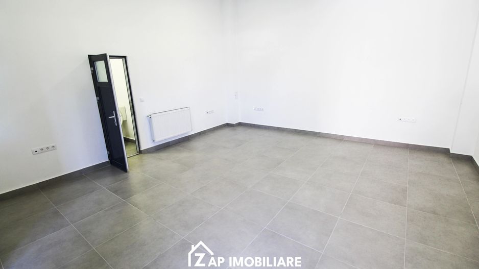 Spatiu de Birouri 100 mp - Renovat - Poză 19