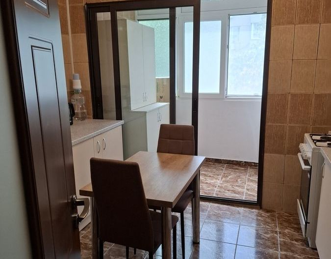 Apartament cald si luminos, 2 camere Ghencea - Poză 5