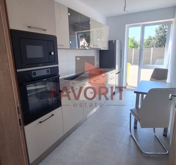 2 camere | bloc nou | gradina proprie | zona excelenta - Poză 4