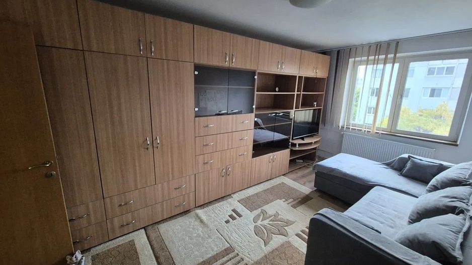 AP. 3 CAMERE CRANGASI, BUCATARIE INCHISA, 83 MP UTILI, CURAT, LIBER - Poză 3