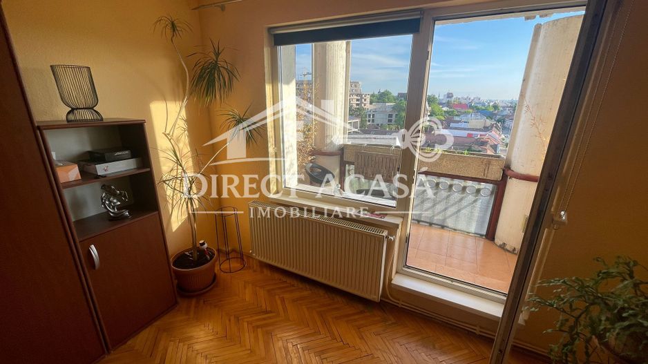 Apartament cu 4 camere de inchiriat-Str Republici-Zona 7 Noiembrie - Poză 9