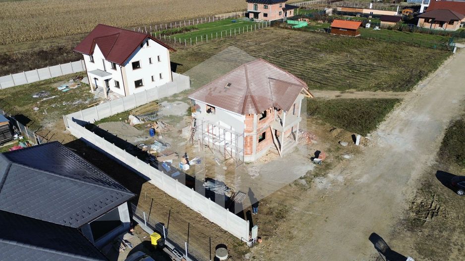 Casa in Cristian | 4 Camere | 647 Teren +137mpu+ Terasa | 0% Comision - Poză 8