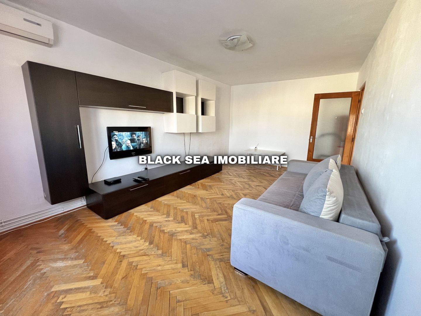 Apartament 3 camere de vanzare - zona Tomis 3 - Gaze / Ocazie Unica - Poză 3