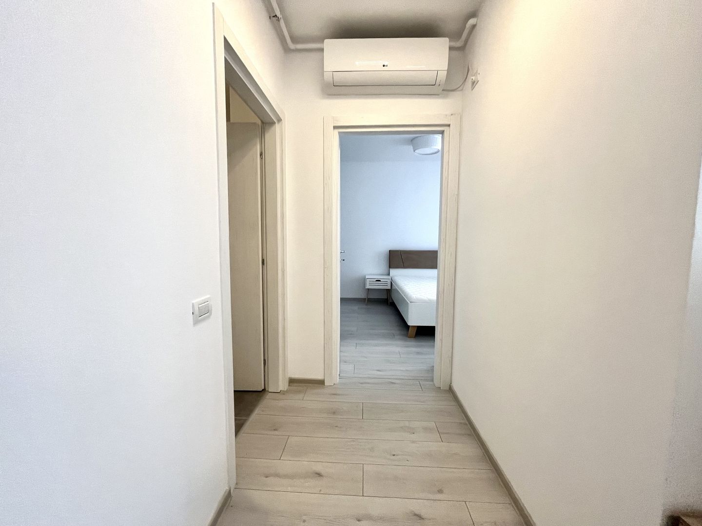 Apartament 2 camere, elegant si primitor, în zona Torontalului - XCITY - Poză 7