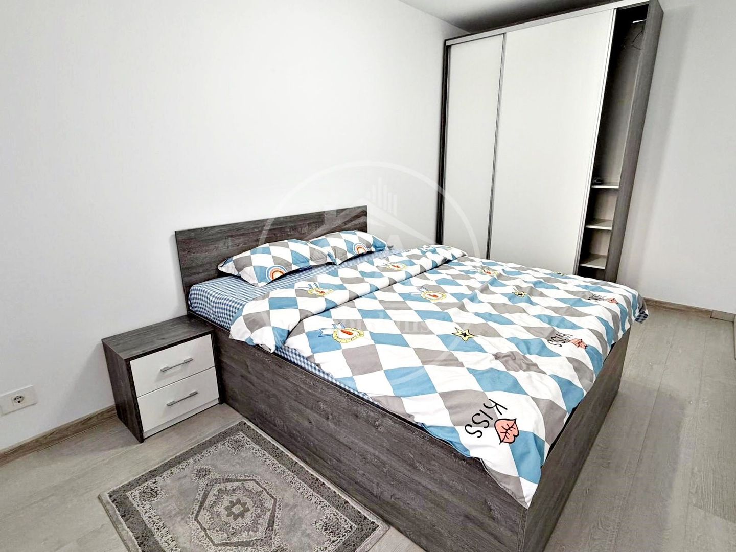 Apartament de închiriat cu 3 camere în Prima Universității, Oradea. - Poză 5