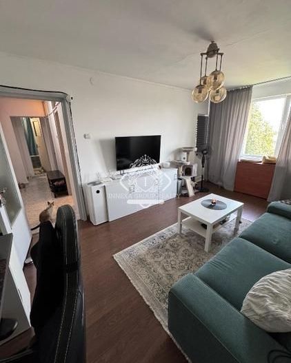 Apartament 2 camere decomandat de vanzare in zona Aparatorii Patriei - Poză 2