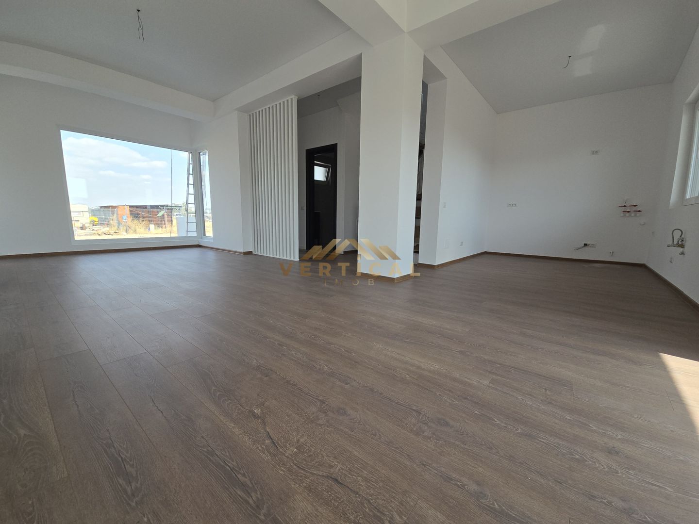 Vila 4 Camere / Posibilitate rate / Berceni Mega Parc - Poză 4