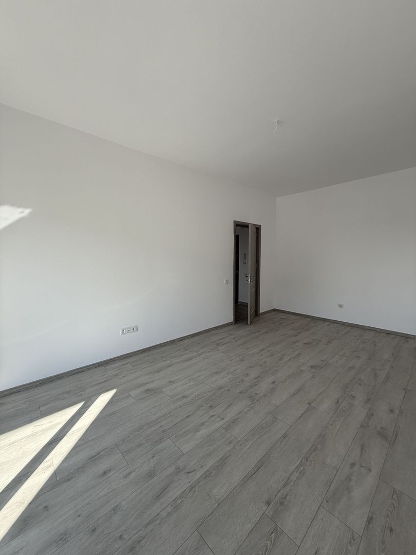 3 CAM. DECOMANDAT_BLOC P+4_SCOALA BRAUNER_METROU N. TECLU! - Poză 5