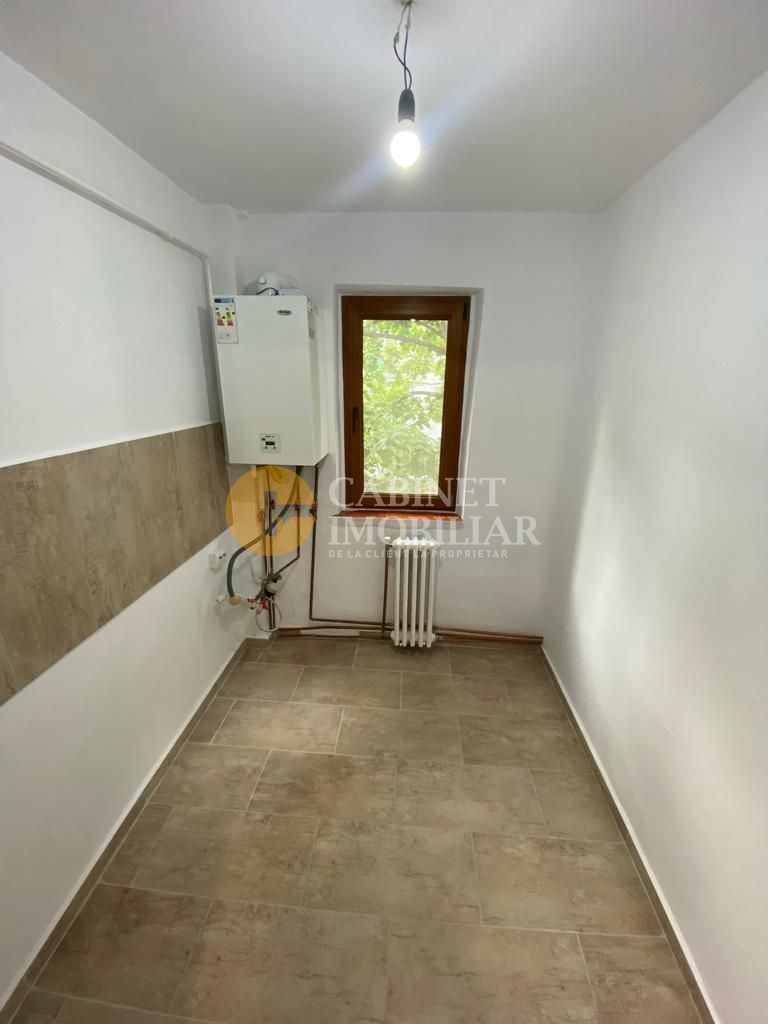 Etaj 2, zona Alexandru cel Bun 2 camere-liber mutare imediata - Poză 7