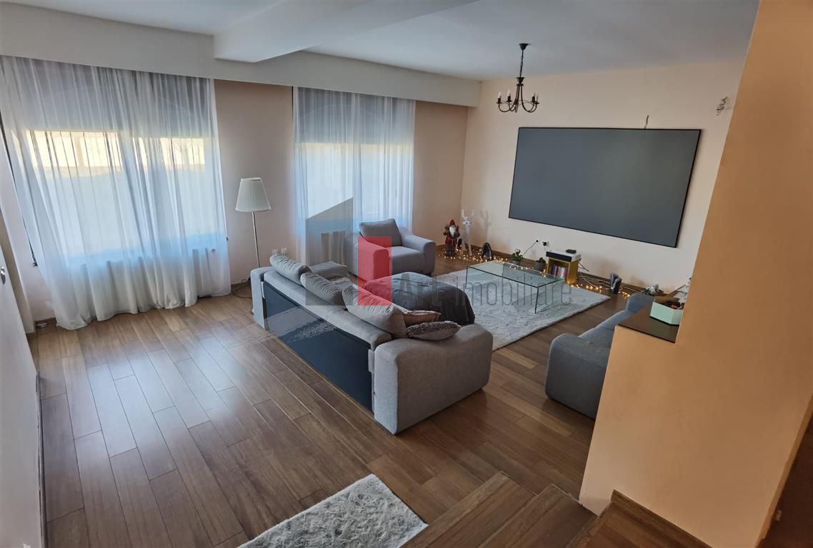 VIla 11 Camere Cernica - Poză 5