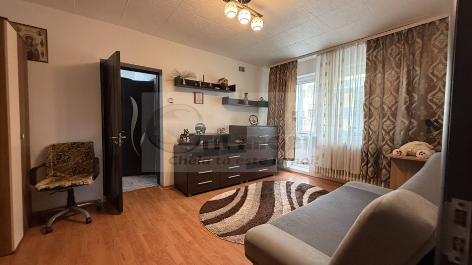 2 CAMERE TATARASI SCOALA 4 IONET TEODOREANU , GEAM LA BAIE, CENTRALA. - Poză 15